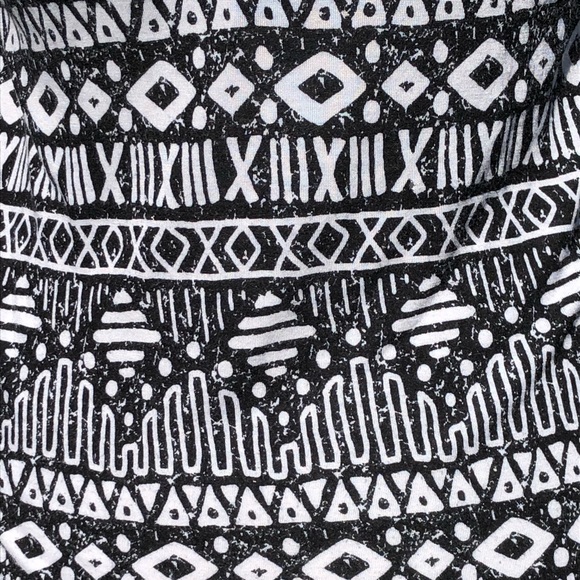 *4/$30* Urban Outfitters Tribal Print Tank - Picture 6 of 8